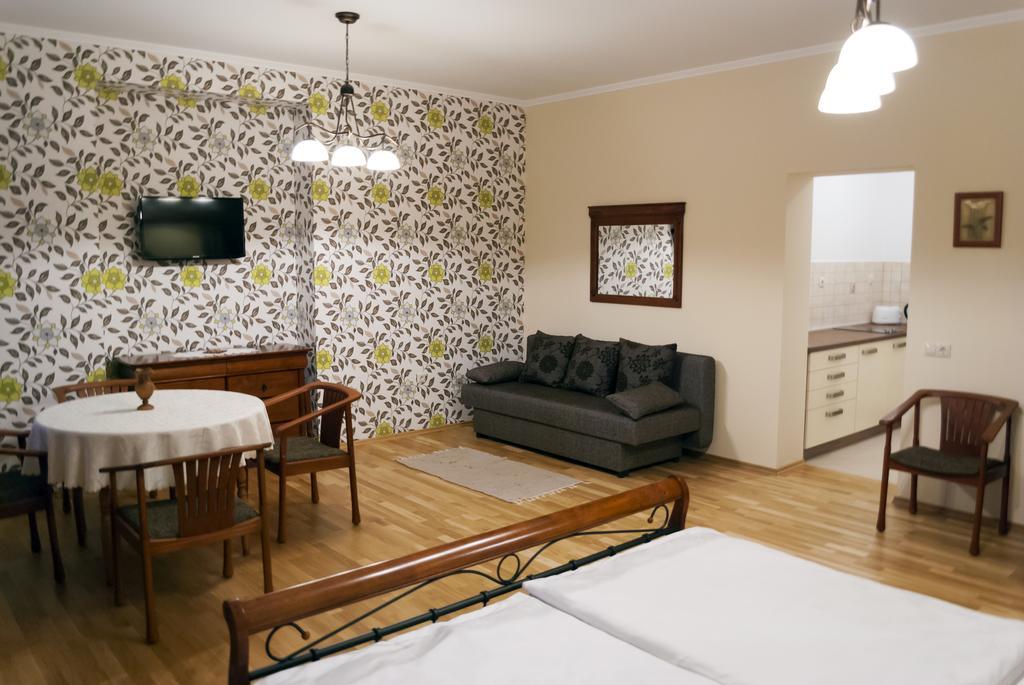 Althaus Vendeghaz Hotel Nemetker Екстериор снимка