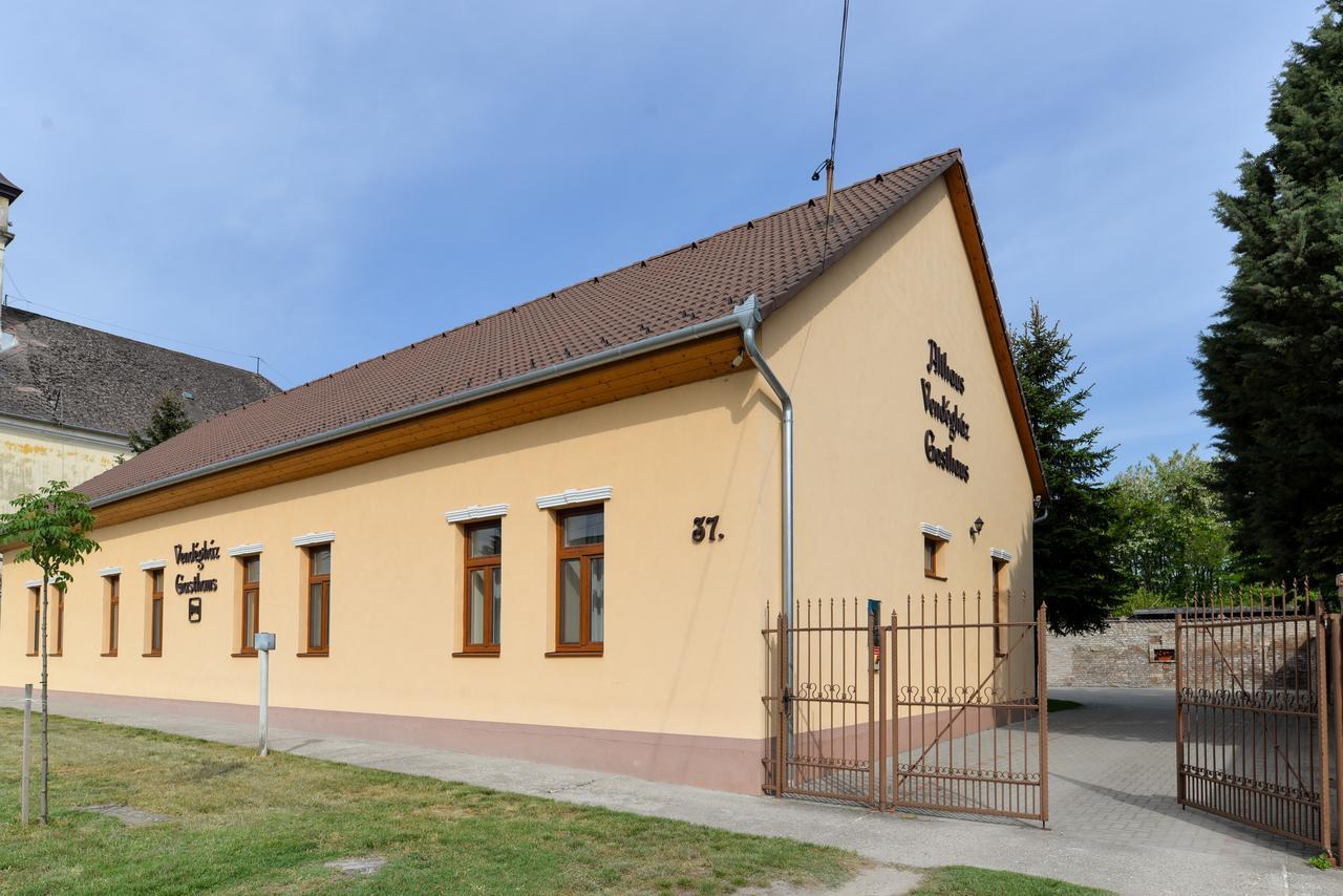 Althaus Vendeghaz Hotel Nemetker Екстериор снимка