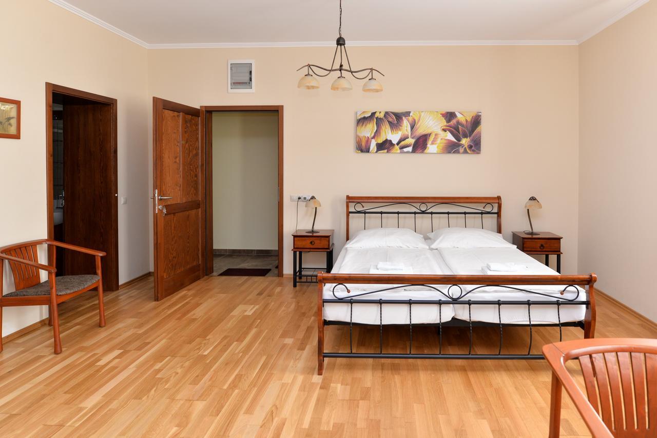 Althaus Vendeghaz Hotel Nemetker Екстериор снимка